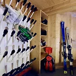 Chalet Moderne à La Tania Avec Sauna Et Parking - Fr-1-575-251