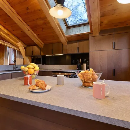 Chalet Moderne à La Tania Avec Sauna Et Parking - Fr-1-575-251 Courchevel